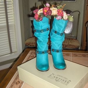 L' Artiste Pomenade Boot
